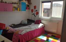 Apartament 3 camere, 73 mp, parcare, zona strazii Plopilor