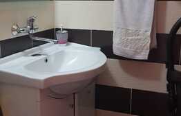 Apartament 3 camere, 73 mp, parcare, zona strazii Plopilor