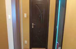 Apartament cu 3 camere, 60 mp, garaj! Zona strazii Eroilor