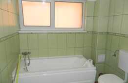 3 camere, 80 mp, imobil nou, parcare, terasa 70 mp , zona Hotel Gala