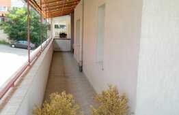 3 camere, 80 mp, imobil nou, parcare, terasa 70 mp , zona Hotel Gala