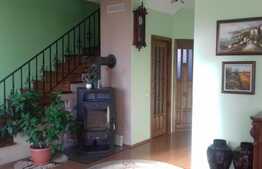 Duplex cu 4 camere, 240 mp utili, teren de 250 mp! 