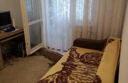 Apartament 3 camere, 65 mp, boxa, garaj, zona strazii Plopilor