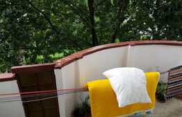 Apartament 3 camere, 65 mp, boxa, garaj, zona strazii Plopilor