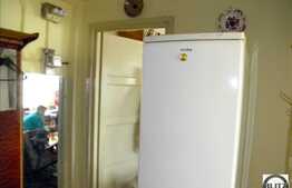 2 camere de vanzare in zona stazii Horea