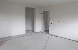 De vanzare apartament semifinisat cu 2 camere, 50 mp, zona Tauti!