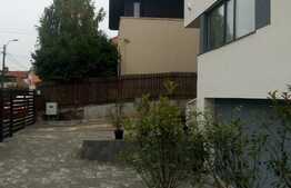 Imobil de birouri, 610 mp