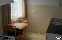 O camera de inchiriat in zona REAL