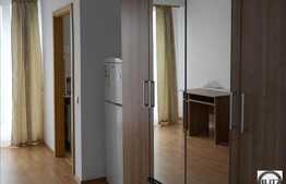 O camera de inchiriat in zona REAL