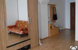 O camera de inchiriat in zona REAL