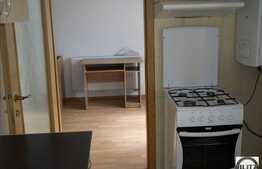 O camera de inchiriat in zona REAL