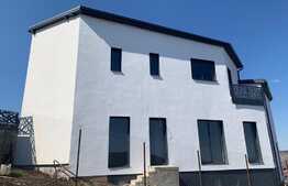 Duplex de 116 mp utili, teren de 200 mp! Zona Vivo!