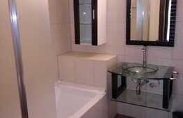 Apartament 3 camere, 72 mp, parcare, zona Parcul Rozelor