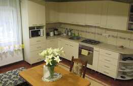 Apartament 2 camere, 56 mp, parcare, zona Primariei