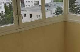 Apartament 3 camere, 67 mp, decomandat, zona strazii Parang