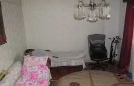 Apartament 4 camere decomandat, 75.50 mp utili, boxa, zona Minerva