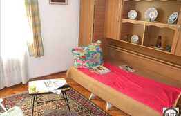 Apartament de vanzare cu 2 camere, semidecomandat