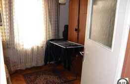 Apartament de vanzare cu 2 camere, semidecomandat