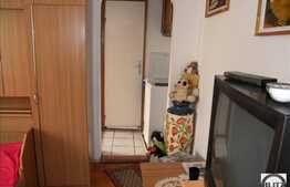 Apartament de vanzare cu 2 camere, semidecomandat