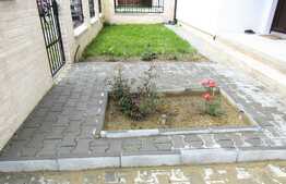 Duplex de 120 mp utili, teren de 210 mp, zona Florilor!