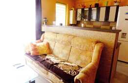 Apartament spatios, gradina de 60 mp, parcare cu CF! Zona strazii Eroilor!