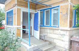 Casa de vanzare 80 mp, teren 400, front 9 ml, Dambul Rotund