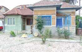 Casa de vanzare 80 mp, teren 400, front 9 ml, Dambul Rotund