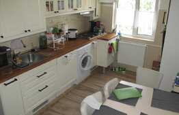 Apartament renovat, 3 camere decomandat, 69 mp utili, boxa, zona Nora!