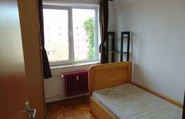 De vanzare apartament 3 camere, 38 mp, zona Piata Hermes