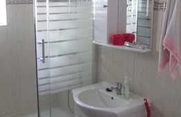 Apartament 2 camere, 48.50 mp, balcon, zona Pod Calvaria