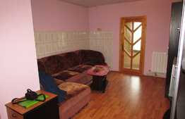 Apartament 3 camere, 60 mp, parcare, zona Piata Flora