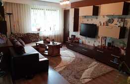 Apartament 4 camere, parcare, prima inchiriere , zona strazii Parang 