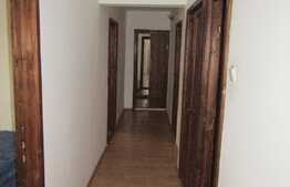 Apartament 4 camere, 79 mp, etaj intermediar, zona Big