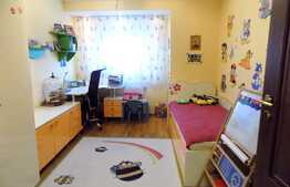 Apartament LUX! 3 camere, 64.5 mp, parcare cu CF! Zona strazii Teilor!