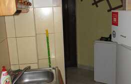 Garsoniera, 27 mp, zona strazii Alexandru Vlahuta