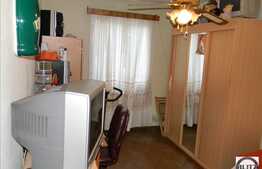 Apartament 3 camere in zona strazii Bucium,