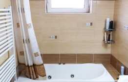 Apartament 2 camere 47 mp, loc de parcare, zona strazii Tauti!