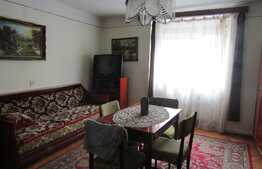 Vanzare casa cuplata, 107 mp uili, 80 mp teren, curte comuna, zona Piata Cipariu