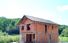 Casa individuala de 116 mp utili, teren de 226 mp! Zona Tauti!