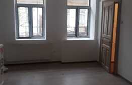  Spatiu comercial in zona Calea Motilor, loc de parcare inclus!