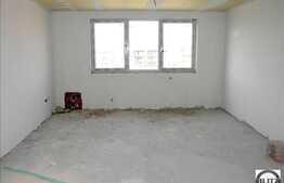 Apartament de vanzare cu 2 camere, semifinisat