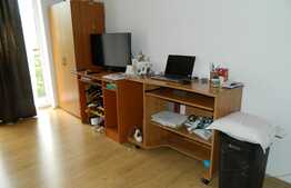 Garsoniera, 40 mp, parcare, balcon, zona FSEGA