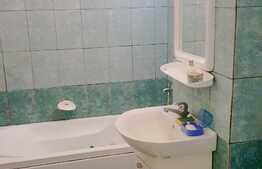 Apartament 2 camere, 46 mp, etaj intermediar, zona Hotel Royal
