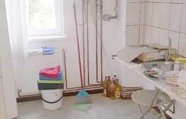 Apartament 2 camere, 46 mp, etaj intermediar, zona Hotel Royal