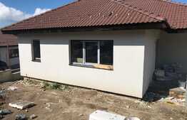 Casa cu aspect rustic, pe un singur nivel, 123 mp, zona Feleacu