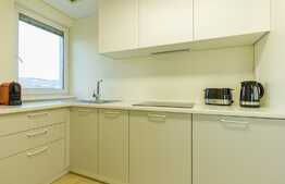 3 camere, 72 mp, decomandat, terasa 44 mp, garaj, zona Grand Hotel Italia