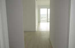 3 camere, 72 mp, decomandat, terasa 22 mp, garaj, zona Grand Hotel Italia