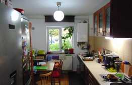 Apartament 3 camere, 65 mp, parcare, boxa, zona Kaufland