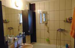 Apartament 3 camere, 65 mp, parcare, boxa, zona Kaufland