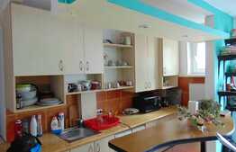 Apartament 2 camere, 32 mp, boxa, zona Piata Hermes